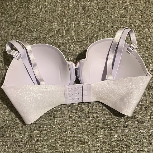 VS Multi-Way Bra - Picture 2 of 3